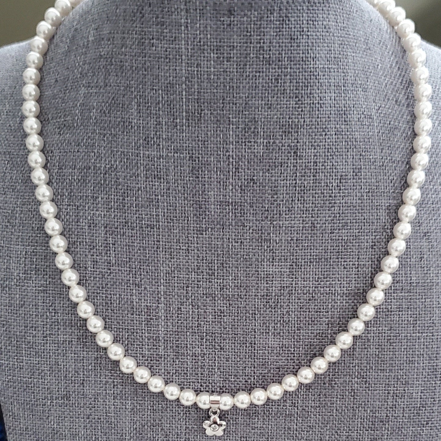 Blooming Pearl Necklace