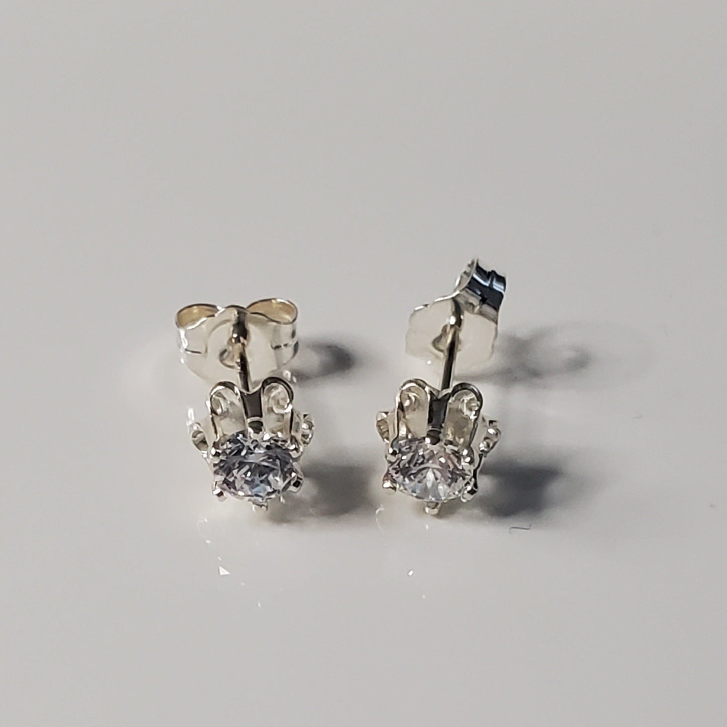 Brilliant Shine Cubic Zirconia Post Earrings