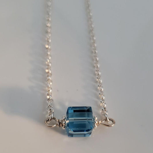 Sterling Silver Rolo Chain Bracelet with Aquamarine Crystal Plein De Vie Jewelry
