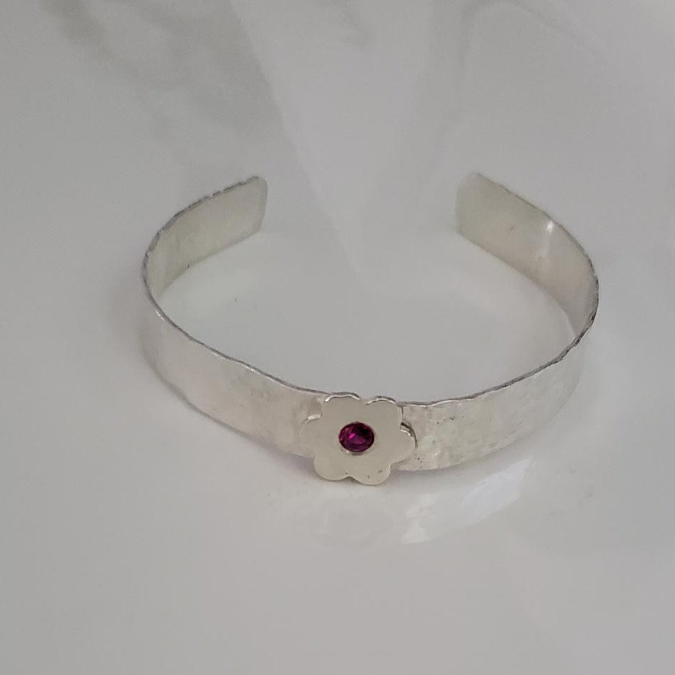 Sterling Silver Textured Cuff with Daisy Flower