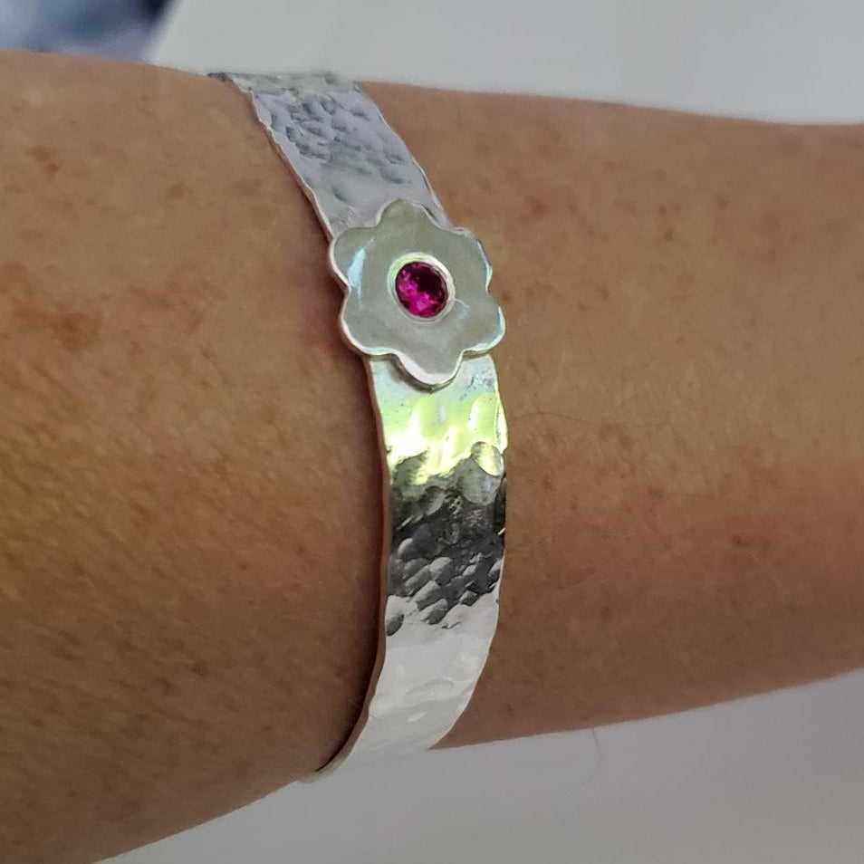 Sterling Silver Textured Cuff with Daisy Flower