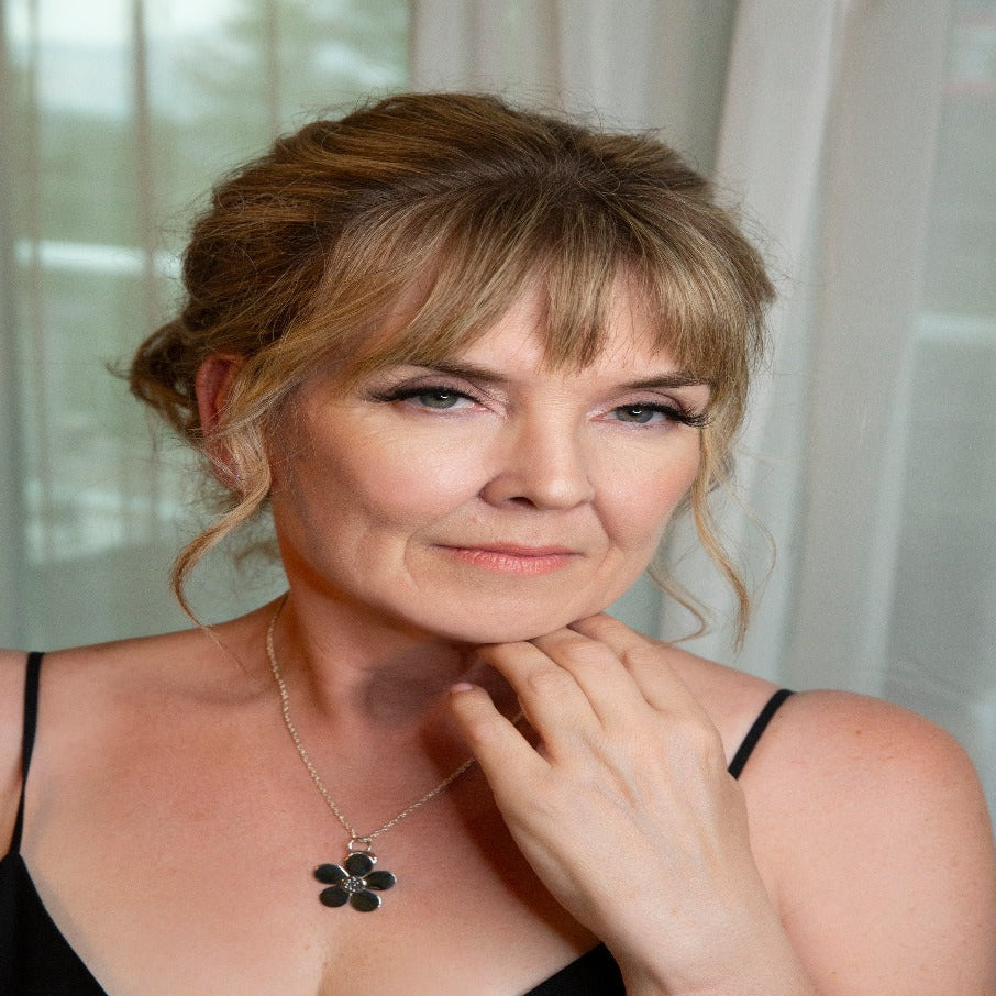 Ups a Daisy Necklace - Plein De Vie Jewelry