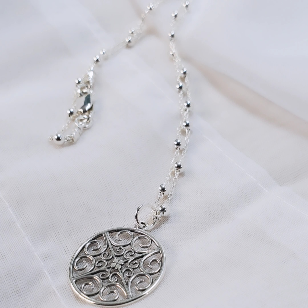 Sterling Silver Cable Link Connecting Ball Chain & Filigree Pendant – Plein  De Vie Jewelry