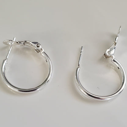 The Classic Hoop Earrings - Plein De Vie Jewelry