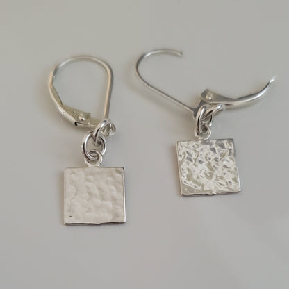The Hammered Square Drop Earrings - Plein De Vie Jewelry