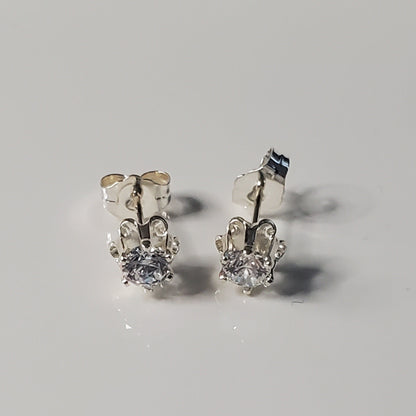 Brilliant Shine Cubic Zirconia Post Earrings - Plein De Vie Jewelry
