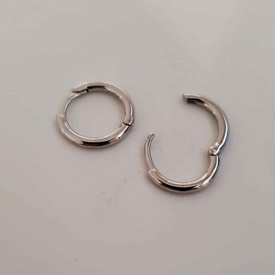Sterling Silver Rhodium-Plated Huggie Hoop Earrings