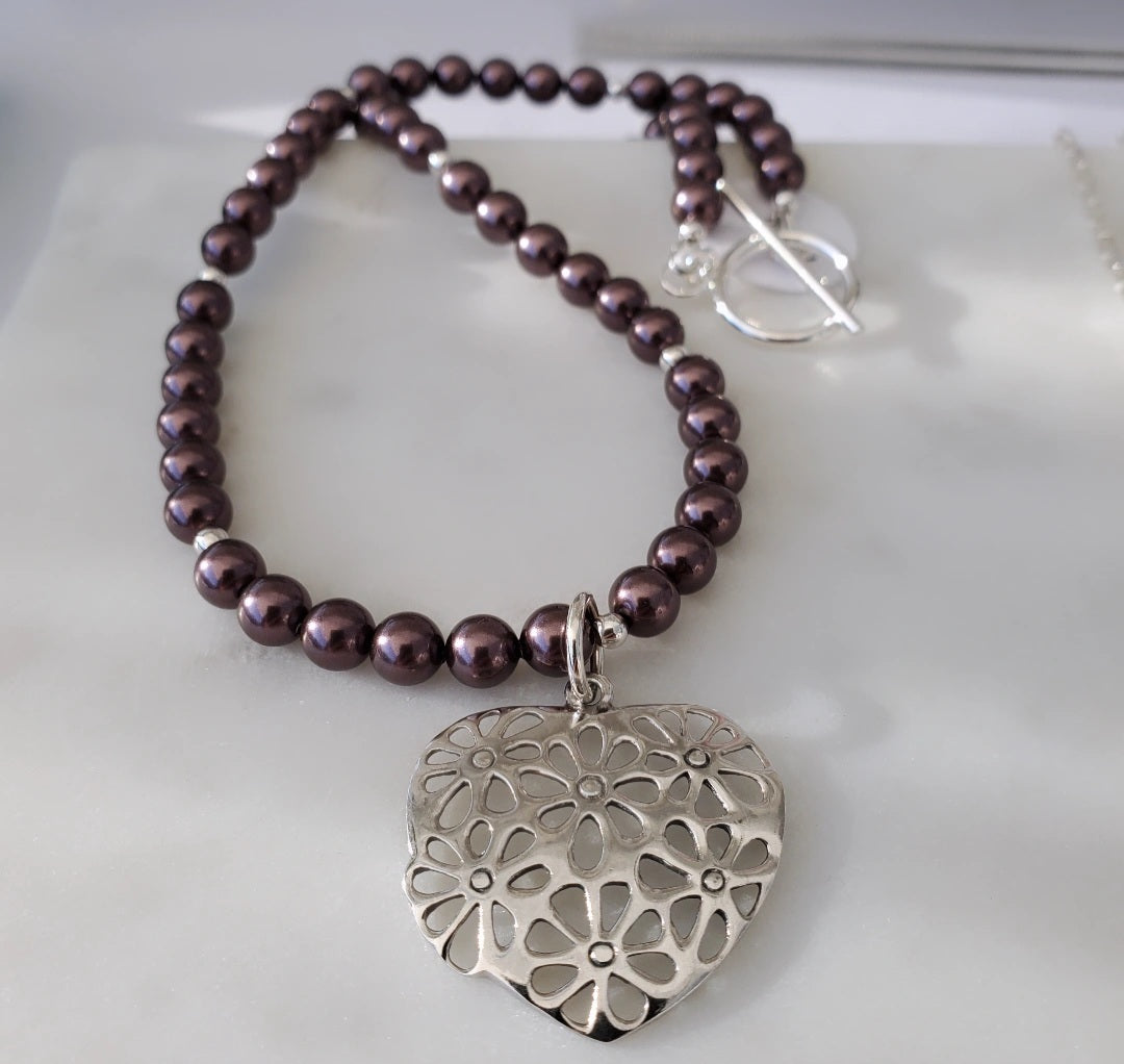 Luxurious Swarovski Maroon Pearl Necklace with Heart & Daisy Pendant