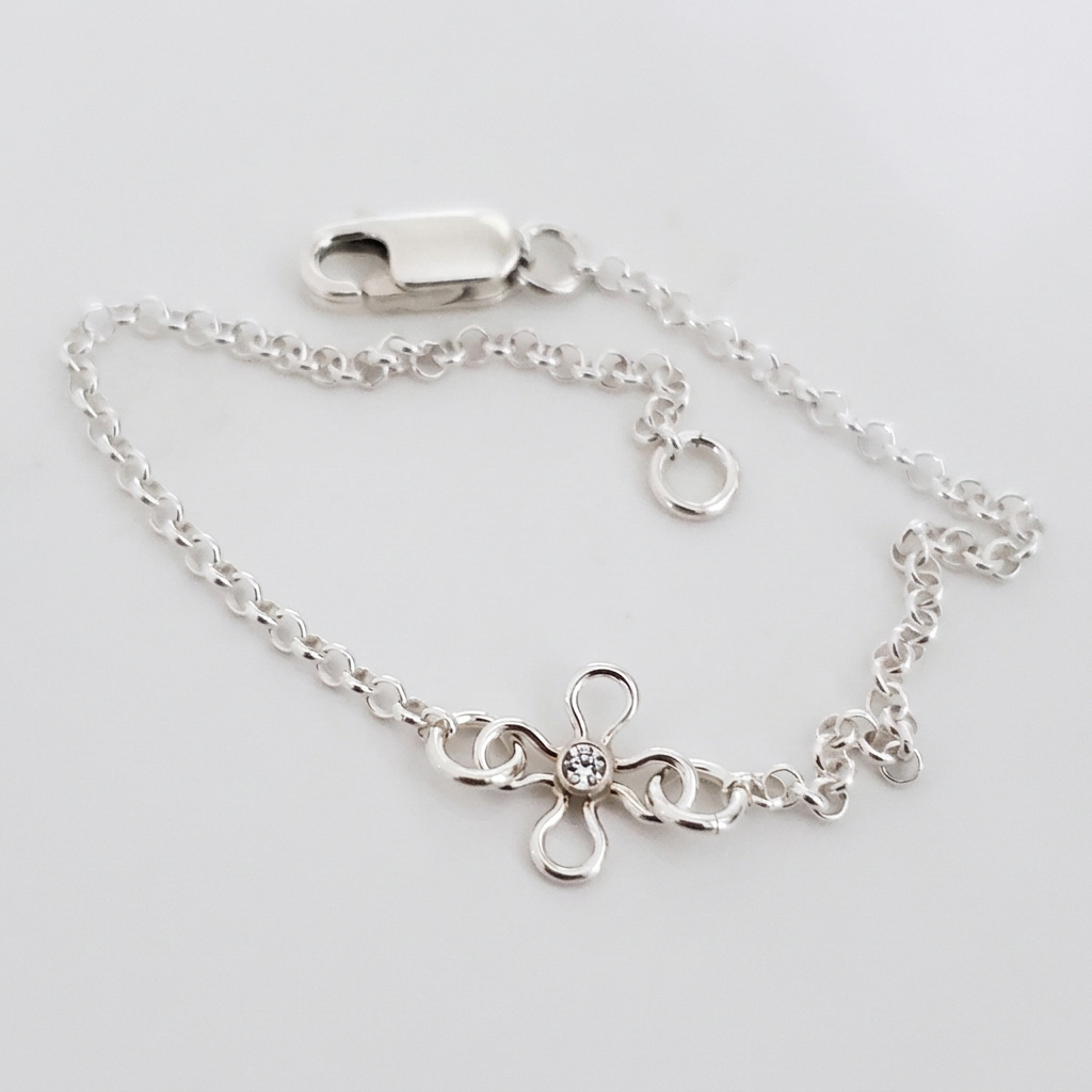 Brightened clear stone full bracelet