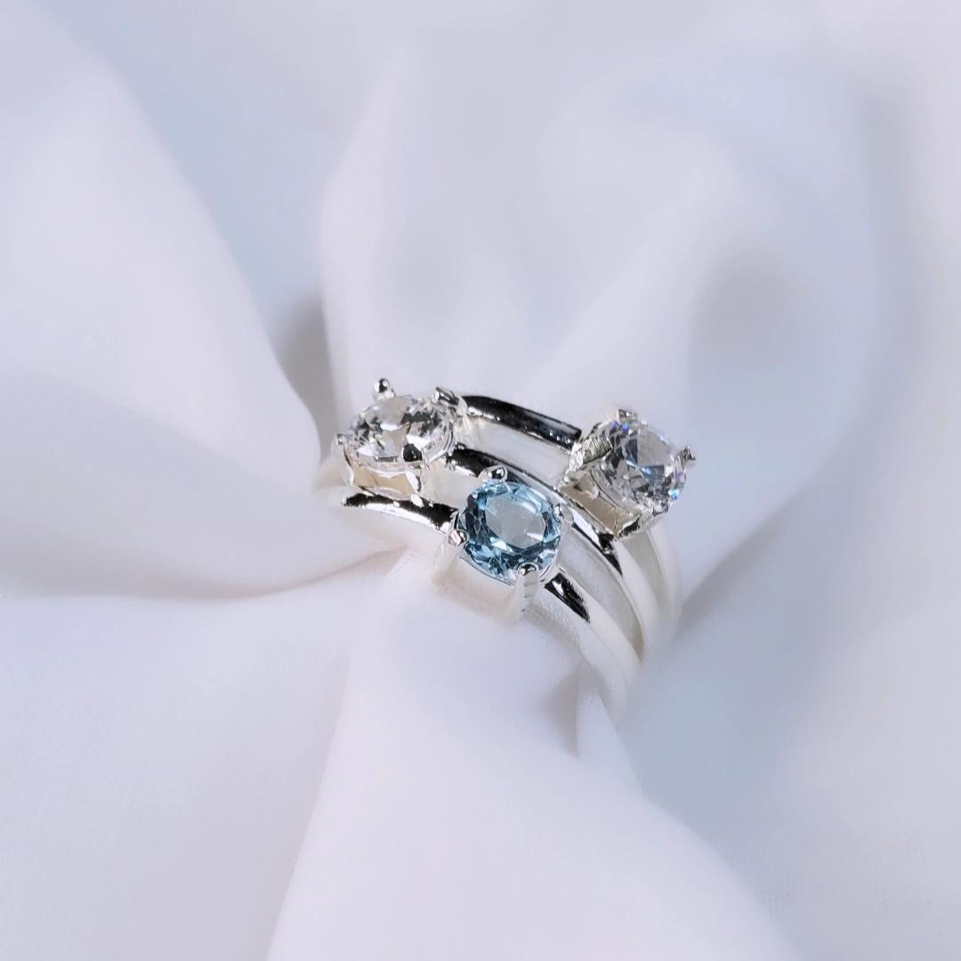 Swarovski Brilliance in Blue Topaz Sterling Silver Ocean Ring