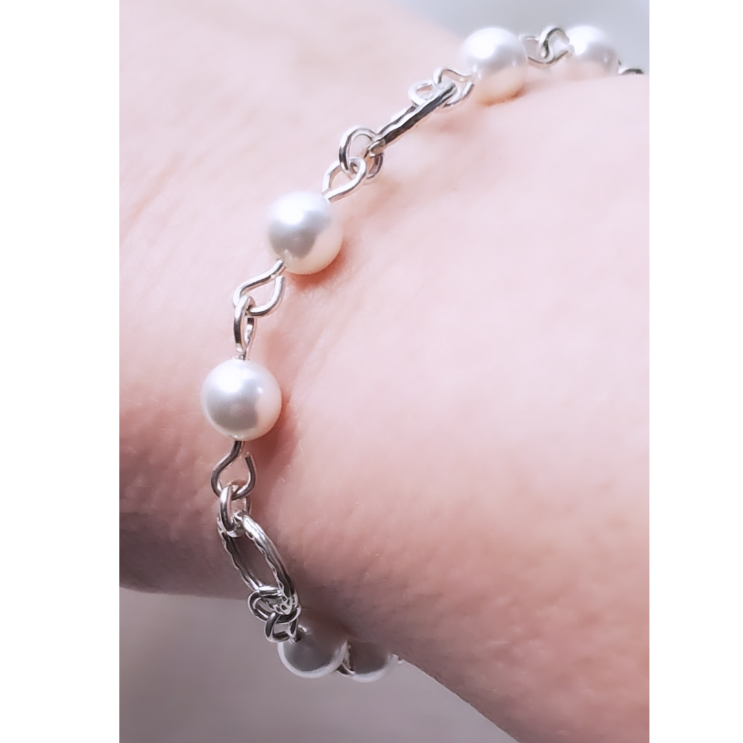 Sterling Silver and Swarovski Pearls Everyday Pearl Distinction Bracelet